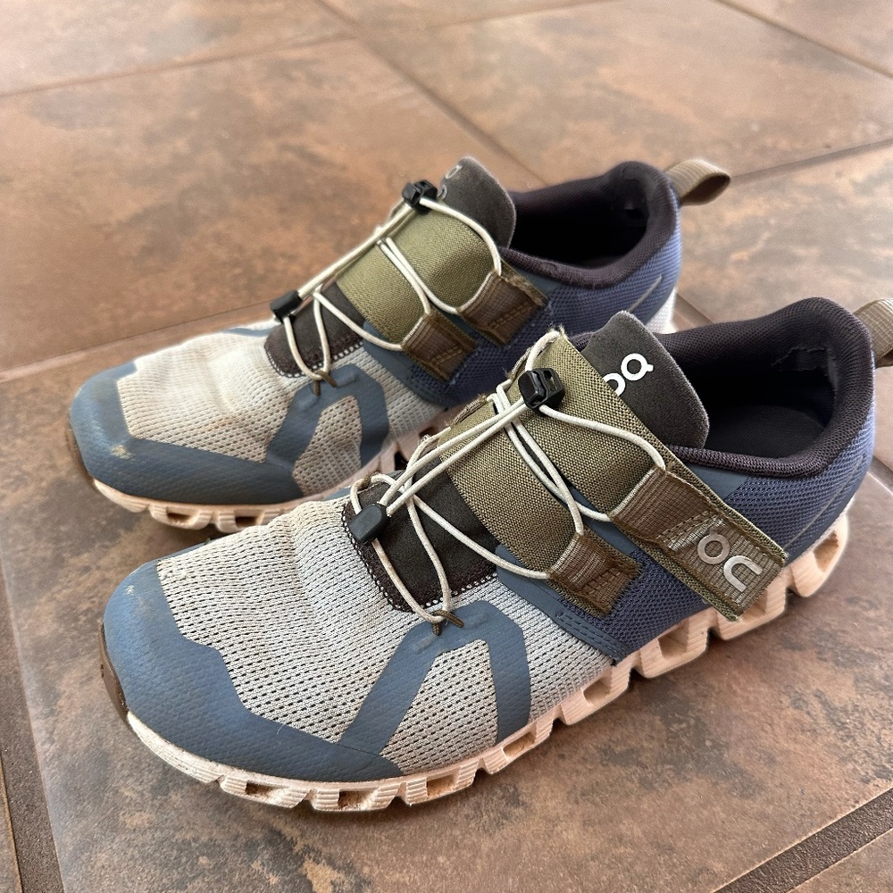 On Cloud Push Running Shoes